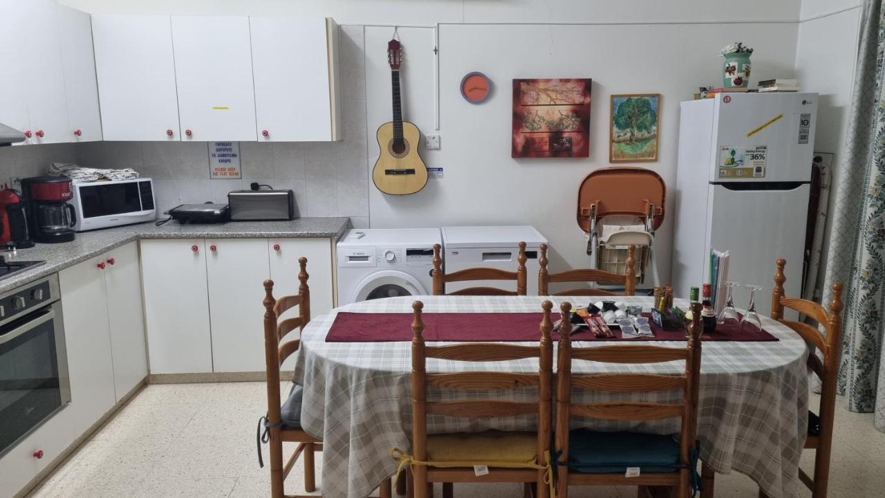 Astrofegia Apartments Near The Sea Agia Marina  Екстер'єр фото