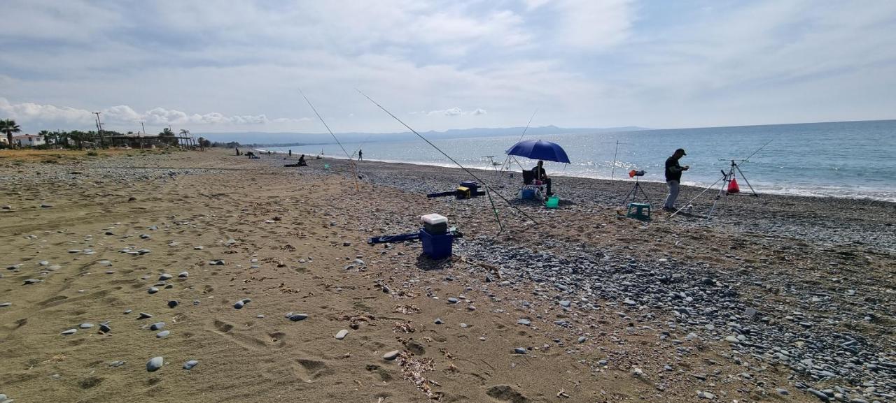 Astrofegia Apartments Near The Sea Agia Marina  Екстер'єр фото